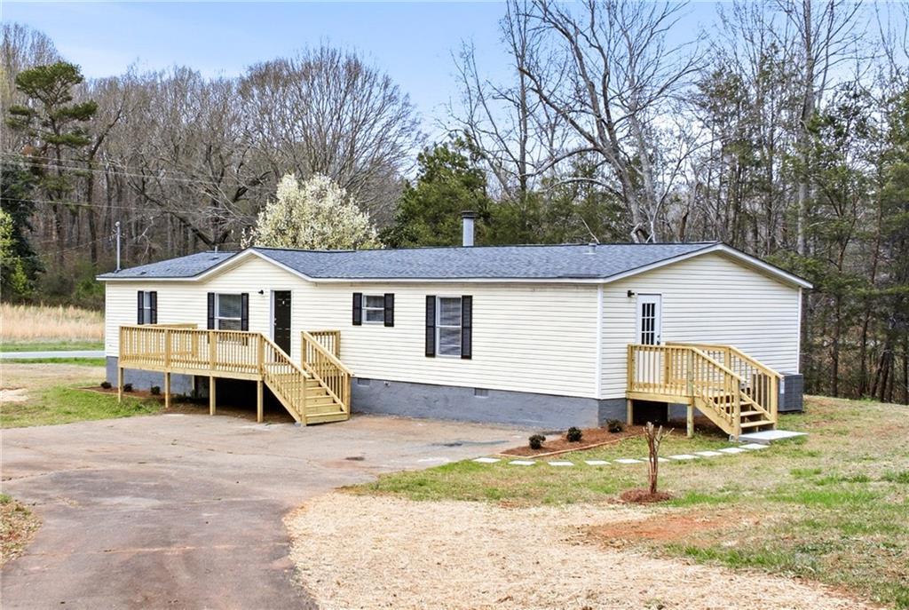 221 Friar Tuck Tr., Murrayville, GA 30564
