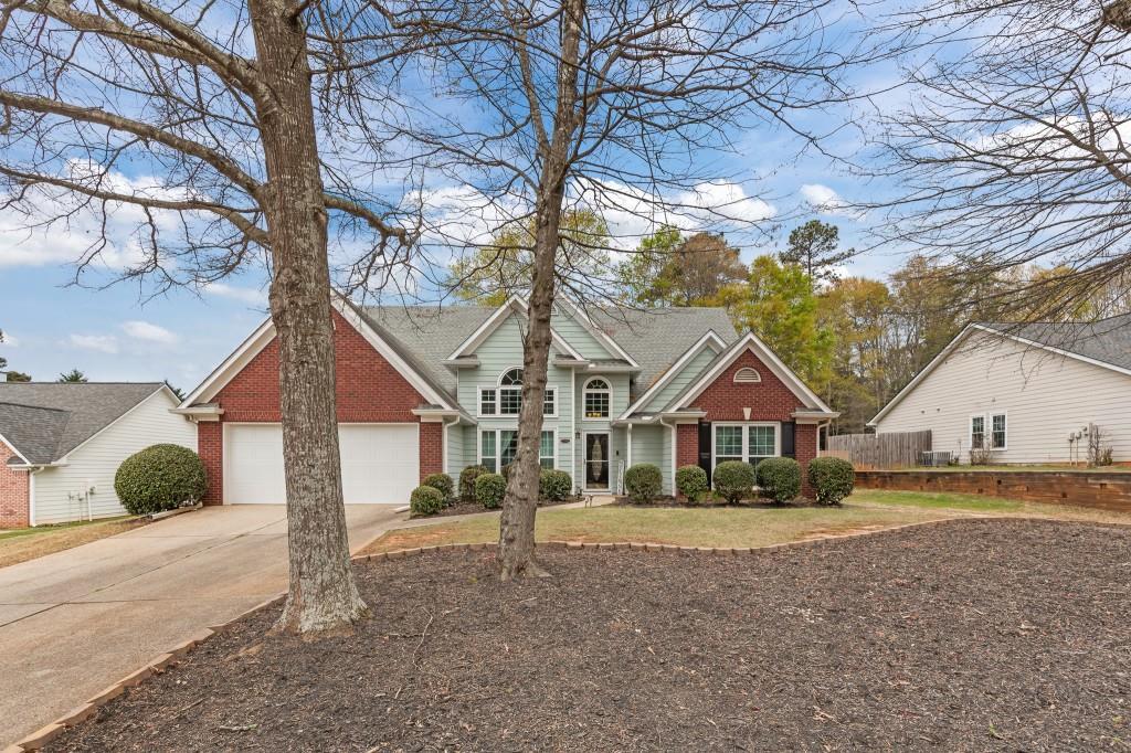 5780 Newberry Point Dr., Flowery Branch, GA 30542