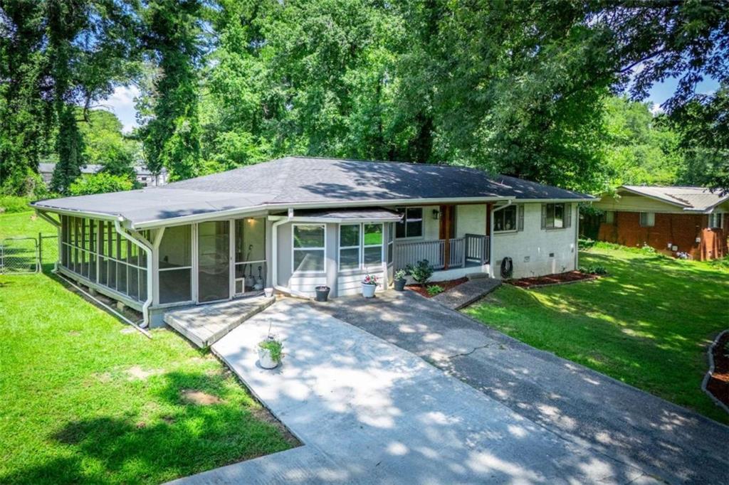 2057 Terry Ln., Douglasville, GA 30135