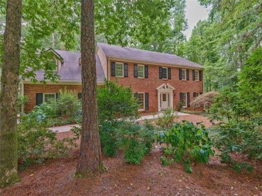9335 Huntcliff Trace, Atlanta, GA 30350