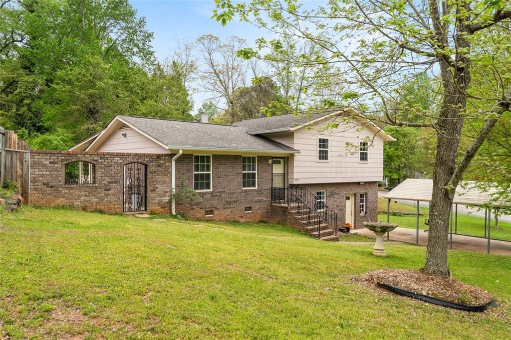 1869 Beechwood Blvd., Gainesville, GA 30504