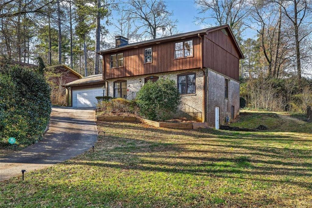 571 Tahoe Cir., Stone Mountain, GA 30083