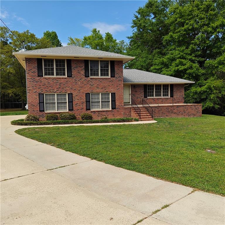 3829 Bobby Ct., Macon, GA 31216