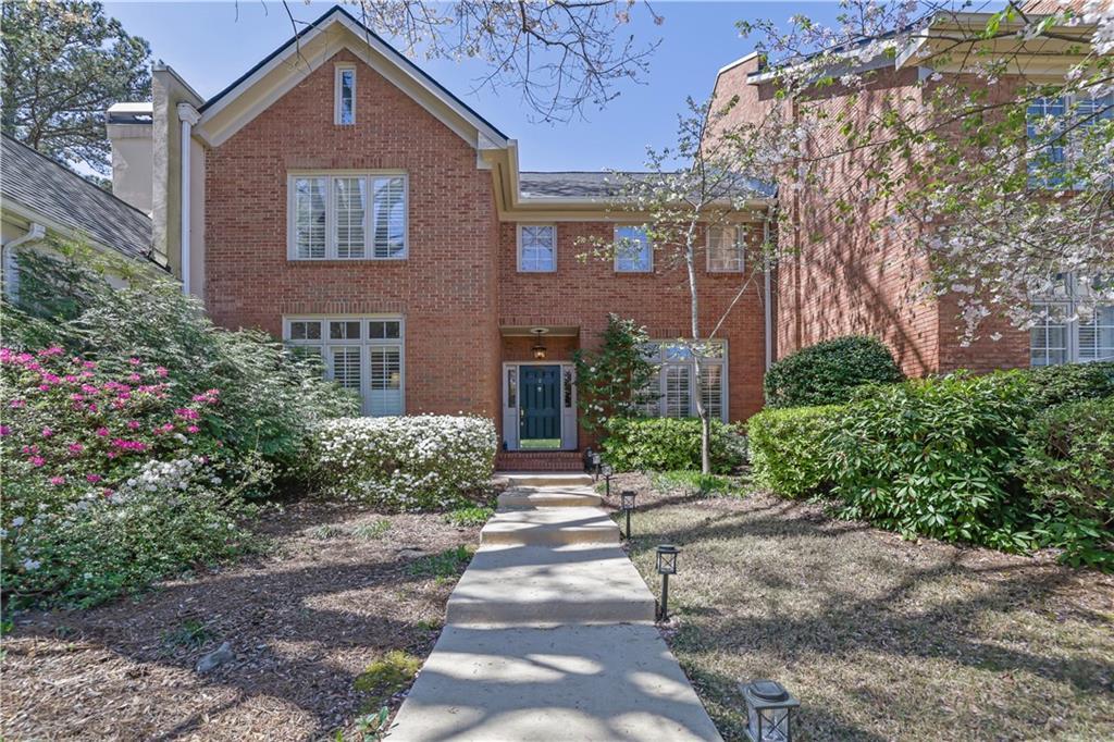 2 Paces West Ter., Atlanta, GA 30327