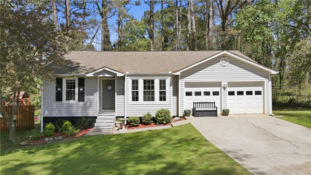 90 Chimney Rise Ct., Stockbridge, GA 30281