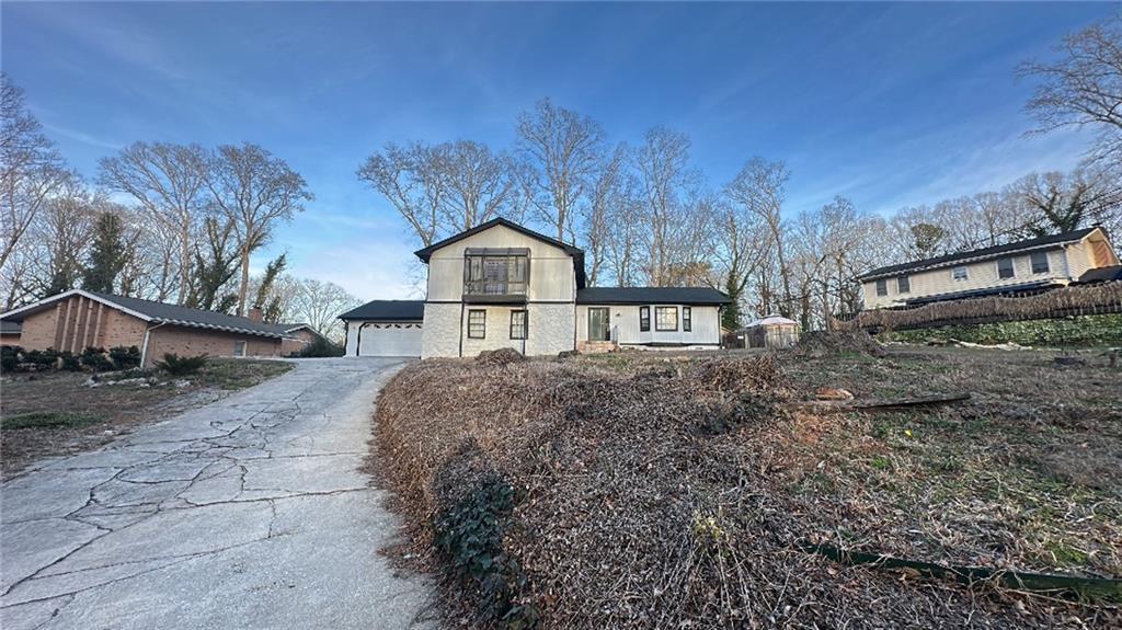 466 Hickory Hills Dr., Stone Mountain, GA 30083