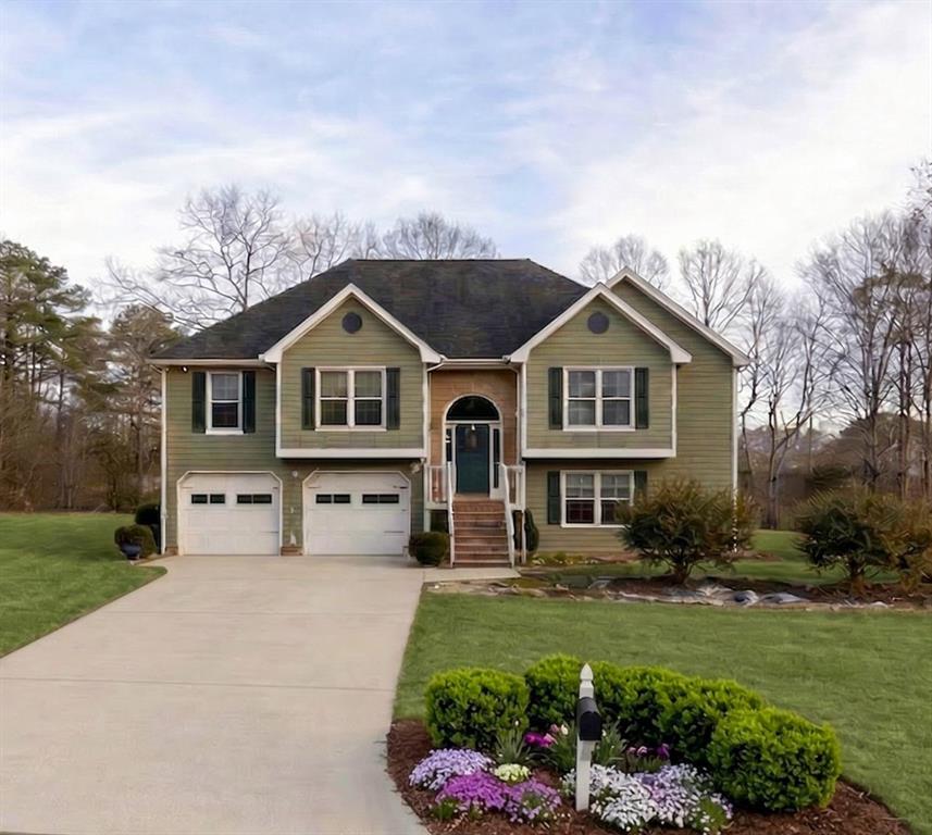 3805 Byrnwycke Dr., Buford, GA 30519