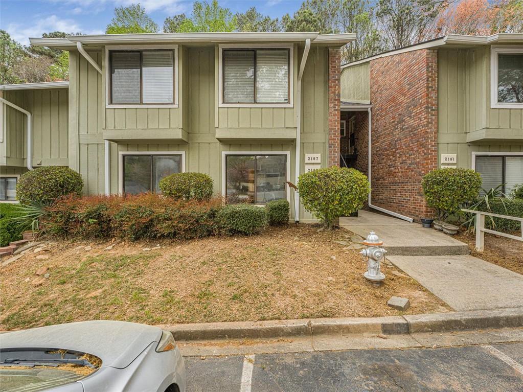 2185 Surrey Ct., Marietta, GA 30067