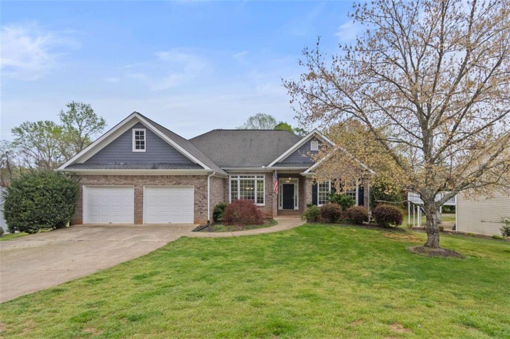 93 Overlook Cir., Dawsonville, GA 30534