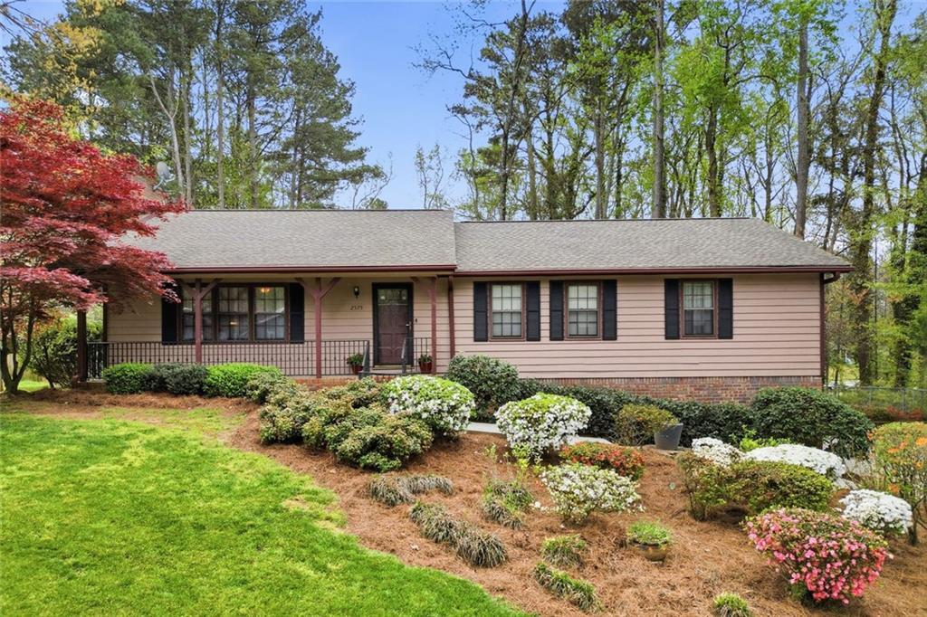 2575 Valleyhill Dr., Acworth, GA 30102