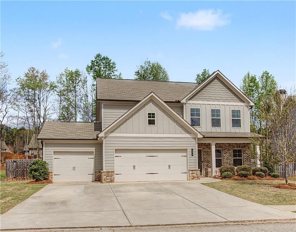 554 Wilbur Dr., Hoschton, GA 30548