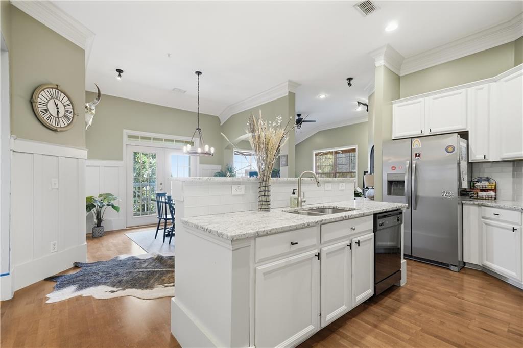 1965 Nocturne Dr. #1401A, Alpharetta, GA 30009