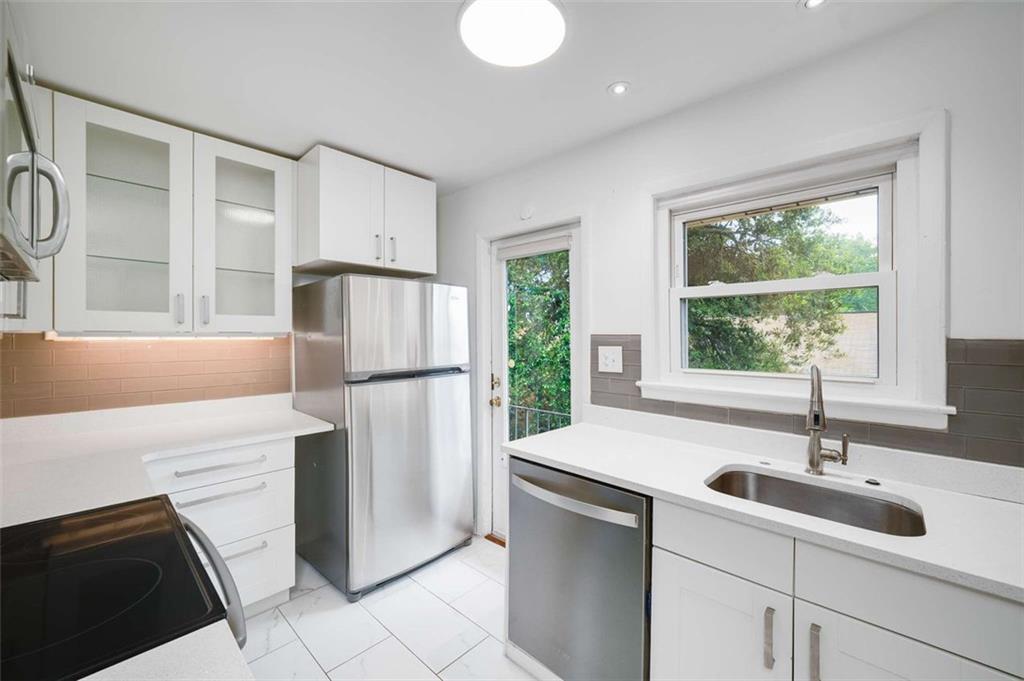 3510 Roswell Rd. #M4, Atlanta, GA 30305