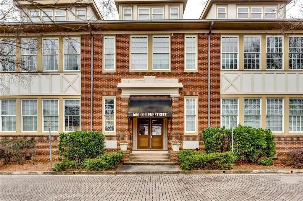 600 College St. #101, Atlanta, GA 30354