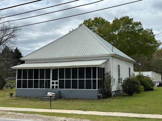 New Homes with Master Bedrooms on the 1st Floor That Attend Villa Rica Elementary School: March 28th to April 3rd