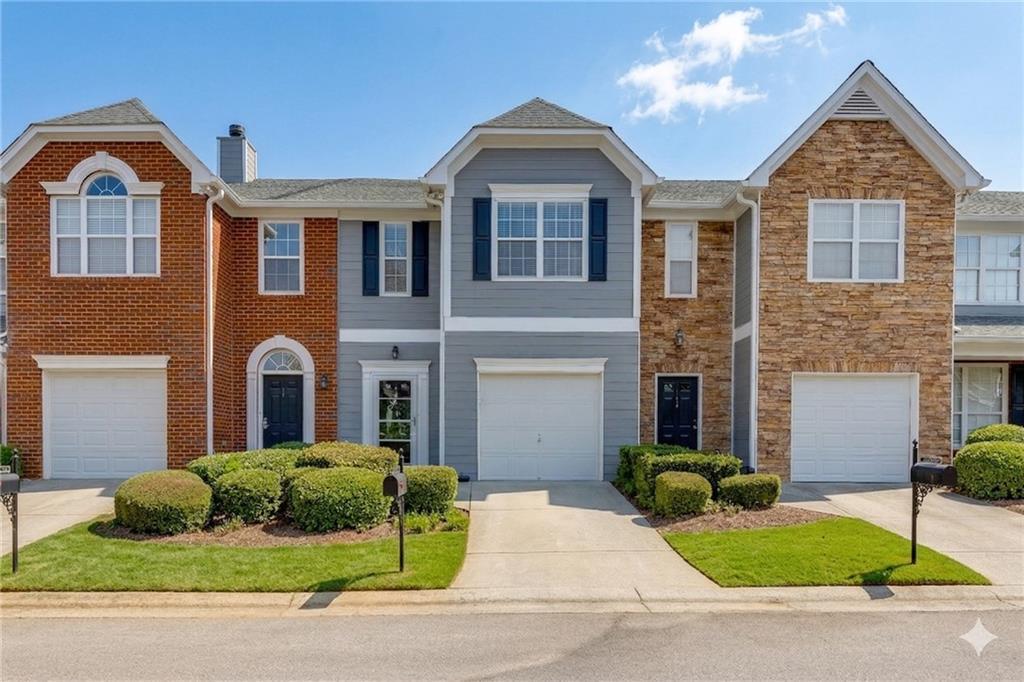 6245 Shoreview Cir., Flowery Branch, GA 30542