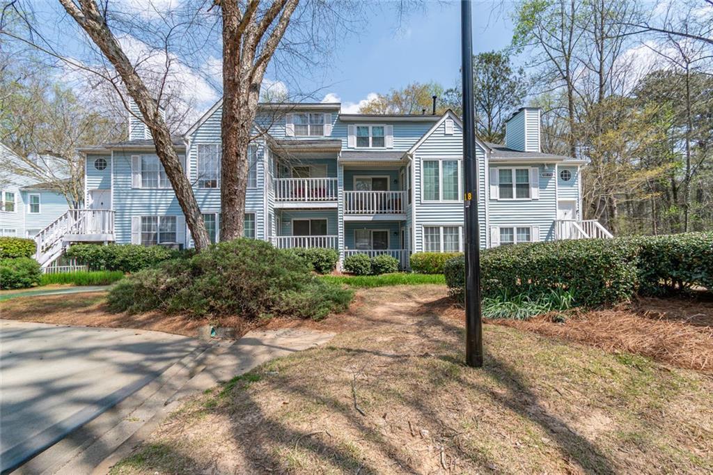 708 Glenleaf Dr., Peachtree Corners, GA 30092