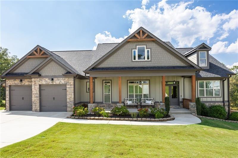 61 Roberson Dr., Cartersville, GA 30121