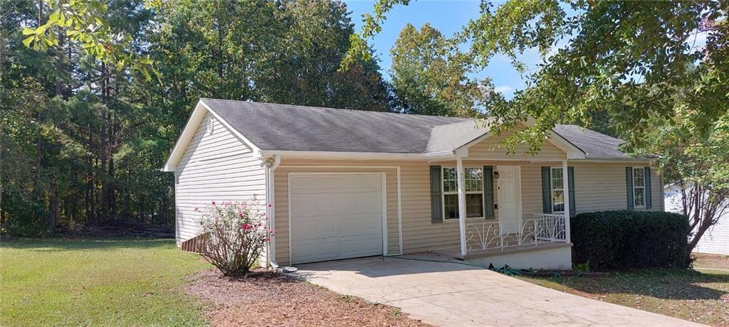 5711 Mcleod St., Lula, GA 30554