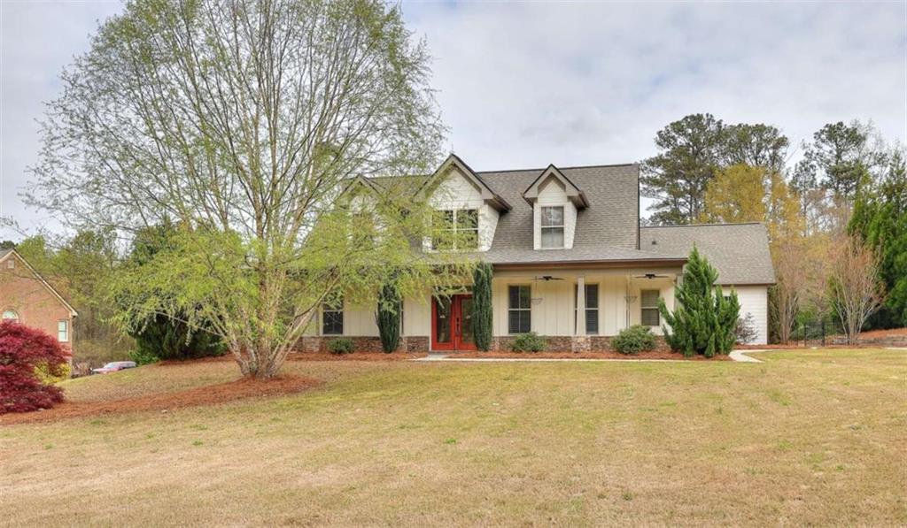 325 Brook Hollow Ln., Loganville, GA 30052