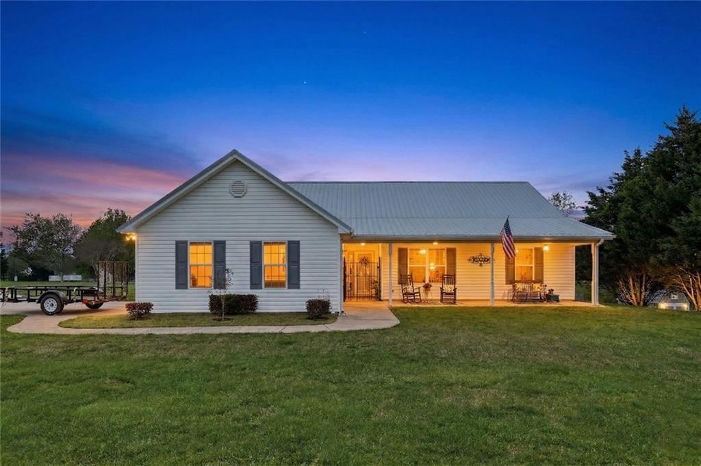 190 Bridgewater Dr., Mount Airy, GA 30563