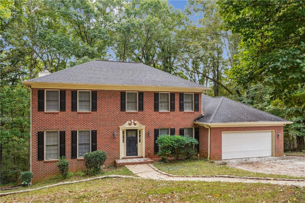 3732 Hollow Tree Ln., Lilburn, GA 30047