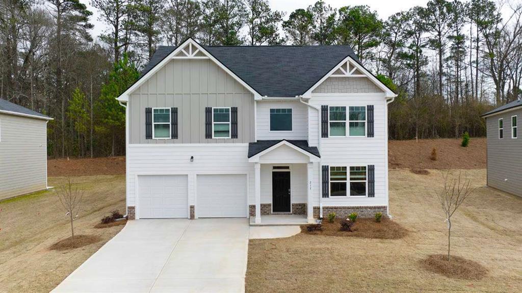 105 Oakchase Park Ln., Hampton, GA 30228