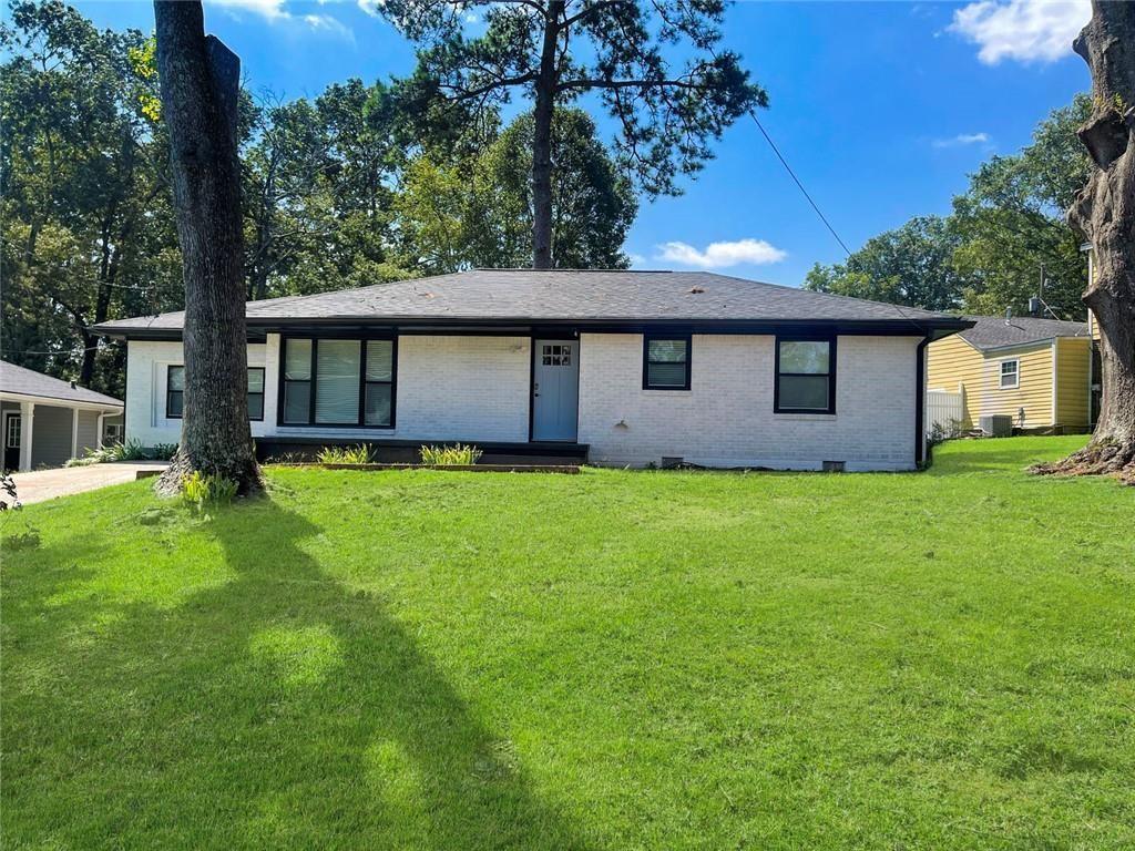 2597 Glenvalley Dr., Decatur, GA 30032