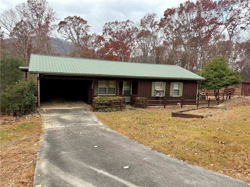 179 Garrison Dr., Cleveland, GA 30528