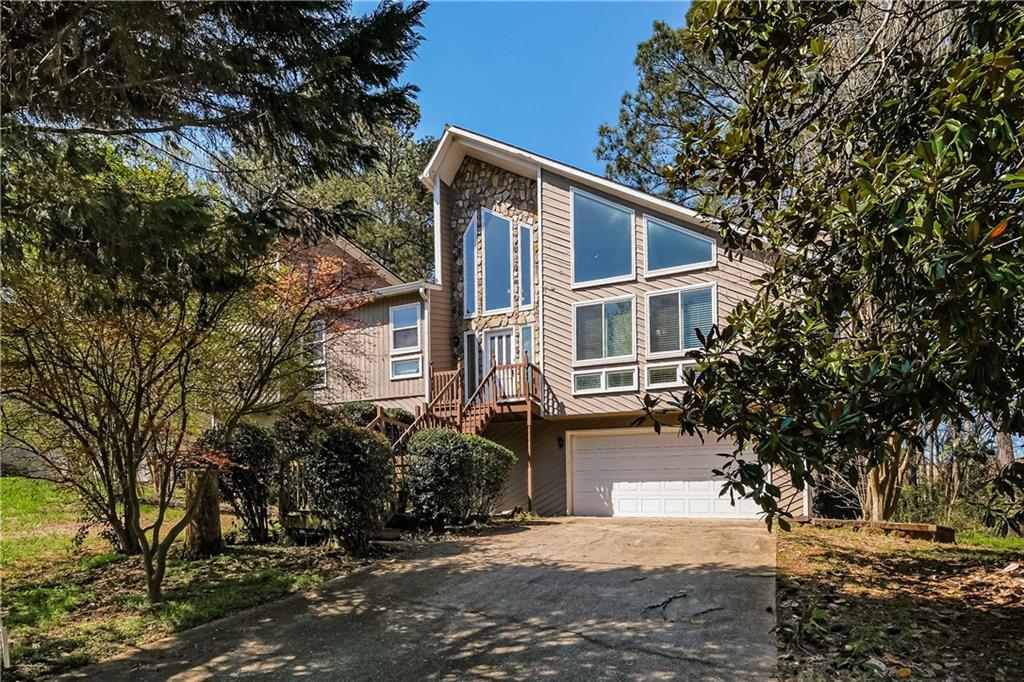 4219 Newpond Tr., Kennesaw, GA 30144