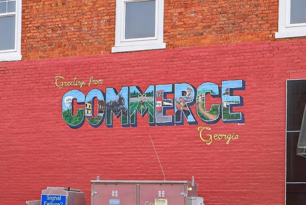 696 530 Madison St., Commerce, GA 30529