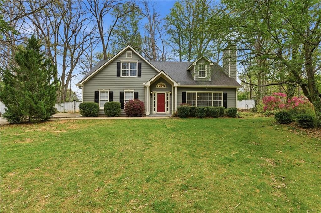 139 Stanbrough Dr., Dallas, GA 30157