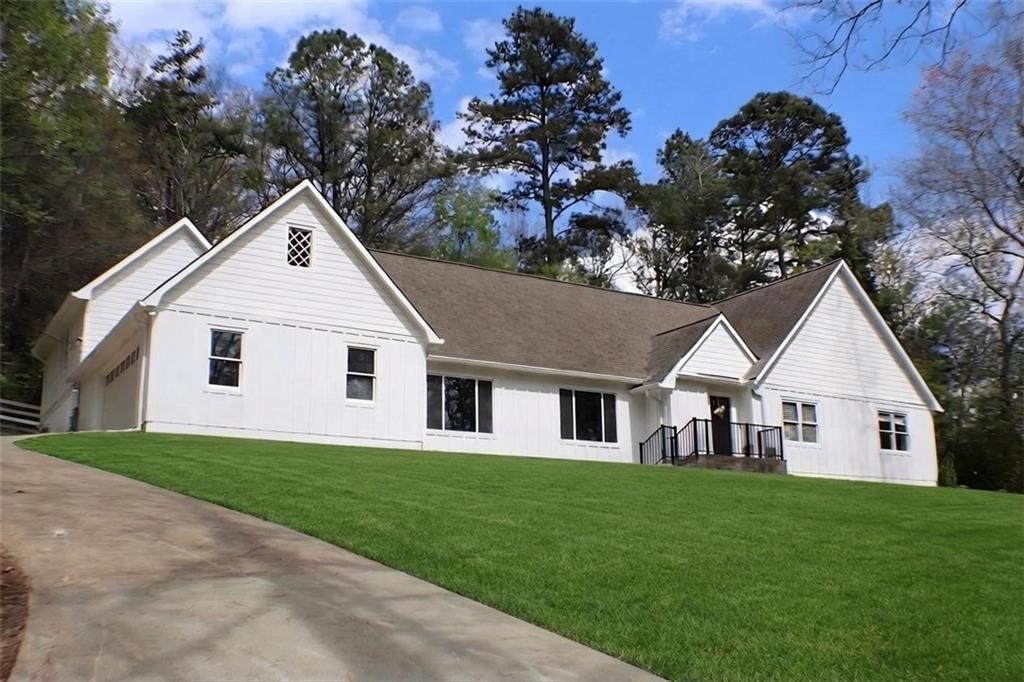 231 Breeze Hill Ln., Canton, GA 30114