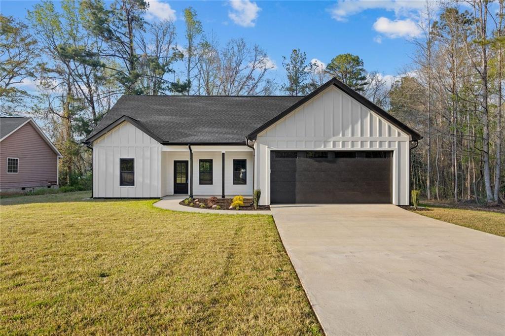 149 Woodridge Cir., Lagrange, GA 30241