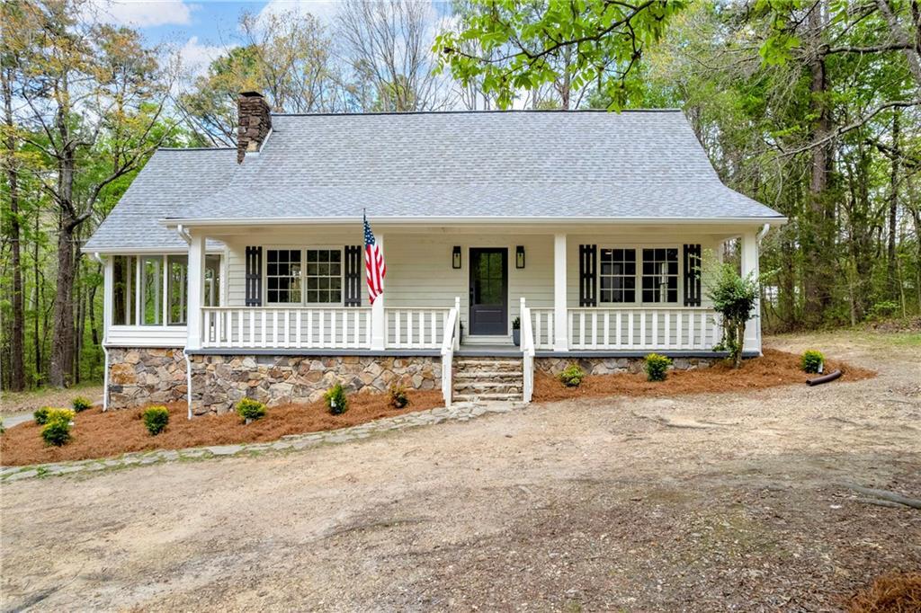 271 Mccowan Cir., Rockmart, GA 30153