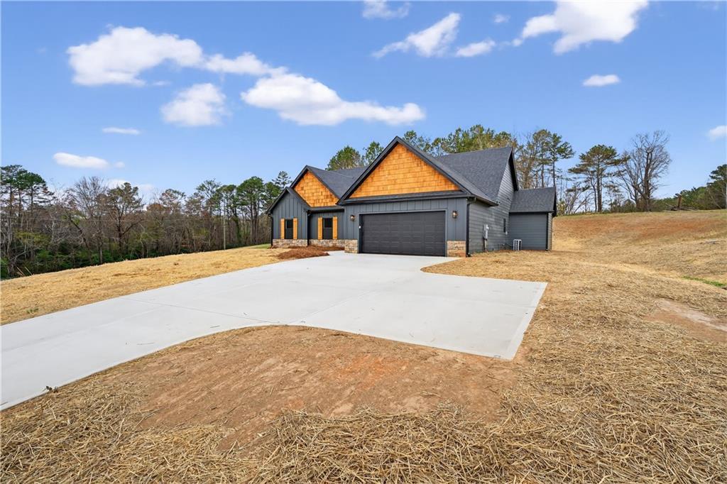 37 Ellie Way, Ellijay, GA 30536