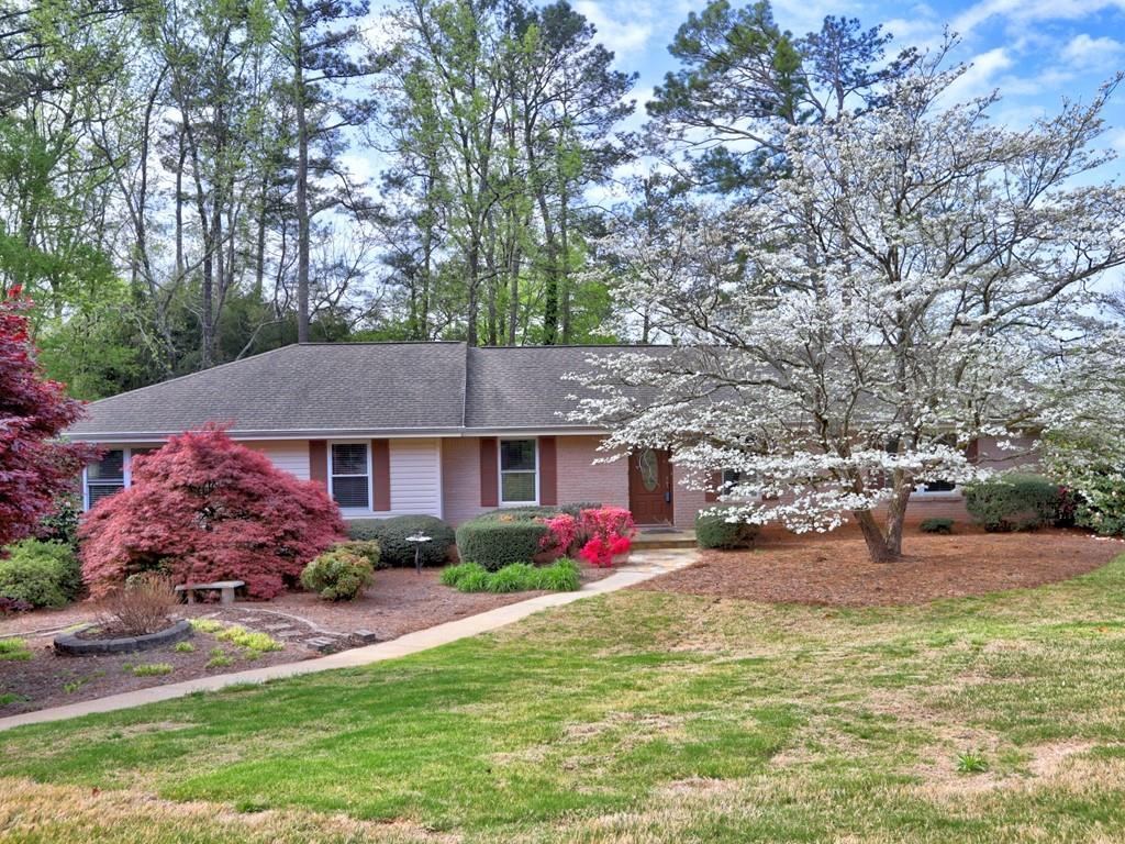 494 Embry Ln., Marietta, GA 30066