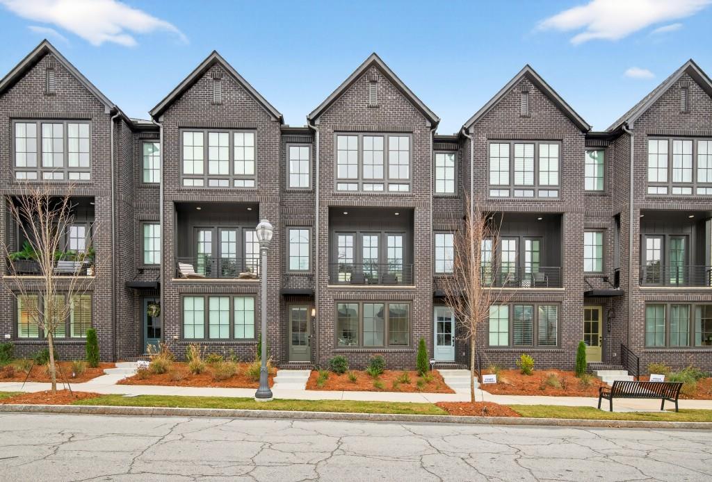 2641 Mackintosh Ct., Brookhaven, GA 30319