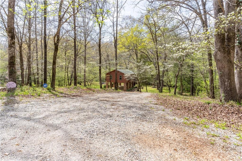 597 Meadow Brook Ln., Royston, GA 30662