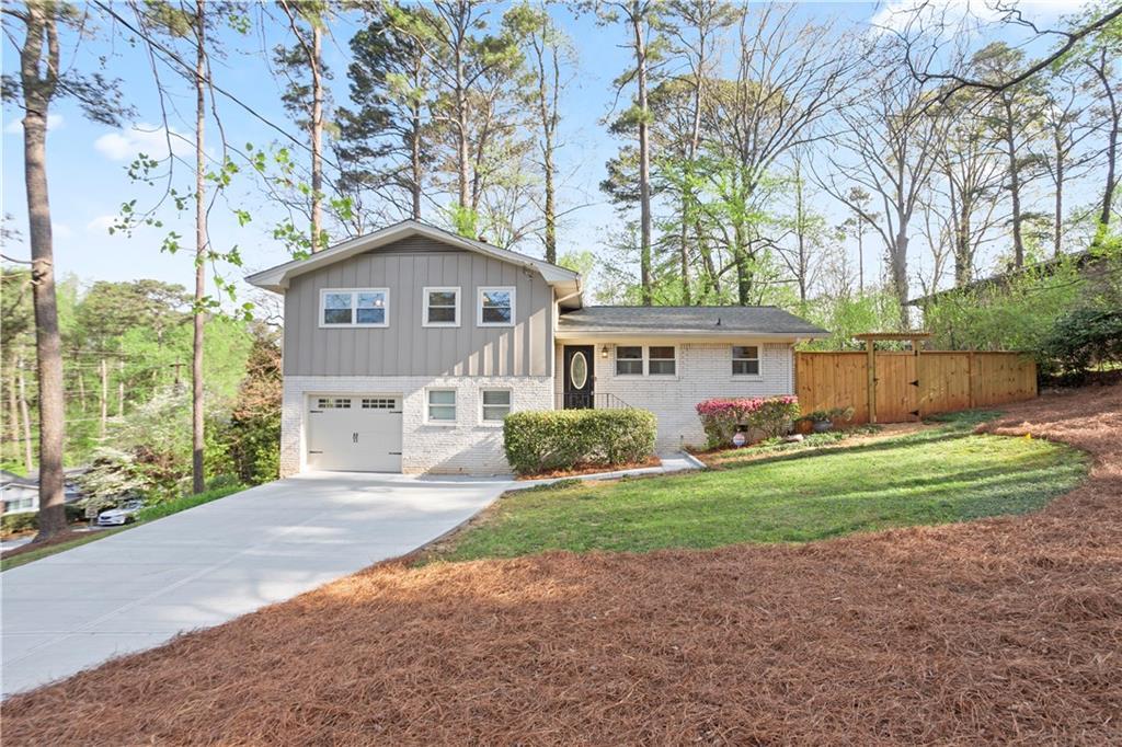 2166 Capehart Pl., Atlanta, GA 30345