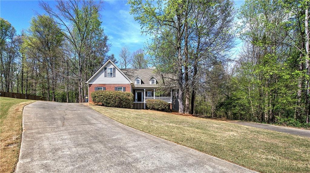 10 Carriage Ln., Cartersville, GA 30120