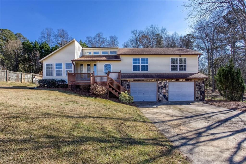208 Windfield Dr., Woodstock, GA 30188