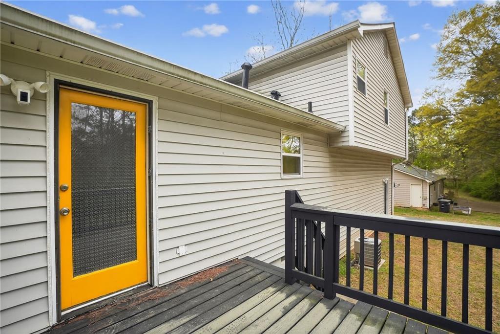 3465 Mustang Dr., Powder Springs, GA 30127