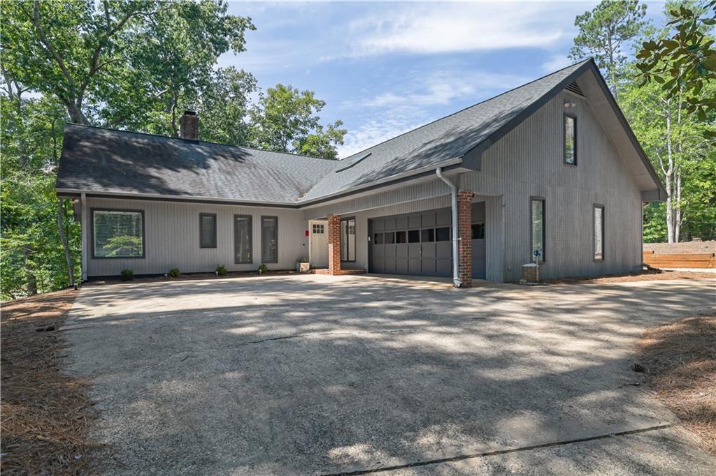 134 Broadwater Ct., Waleska, GA 30183