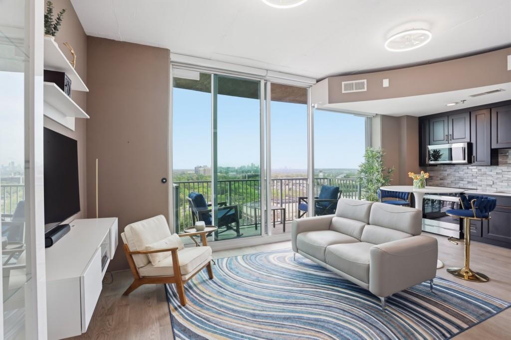 361 17th St. #1720, Atlanta, GA 30363