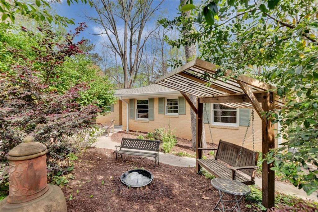 2774 Overlook Dr., Atlanta, GA 30345