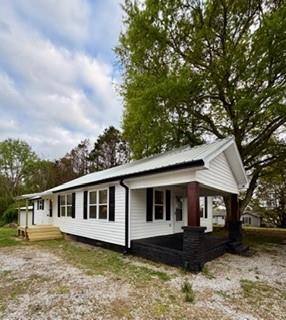 525 Wildcat Bridge Rd., Royston, GA 30662