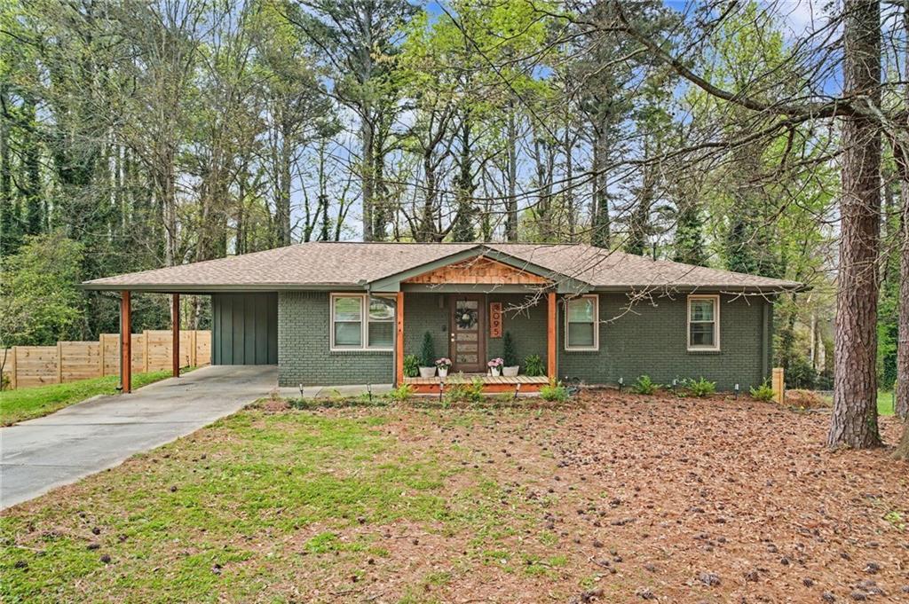 2095 Dobbins Dr., Kennesaw, GA 30144