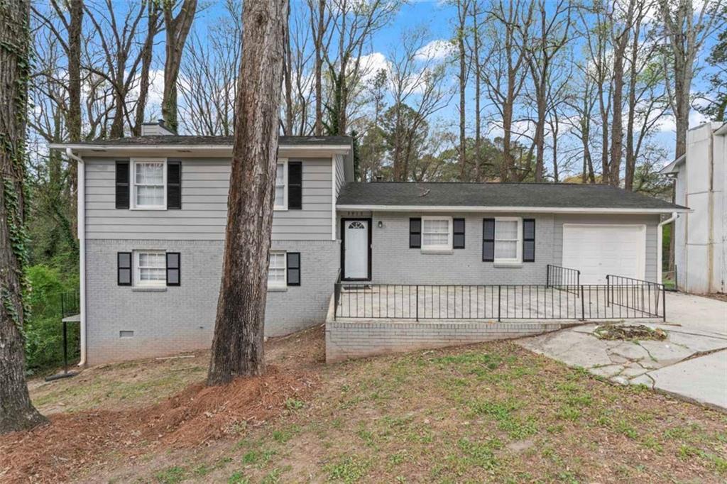 3917 Wedgefield Cir., Decatur, GA 30035