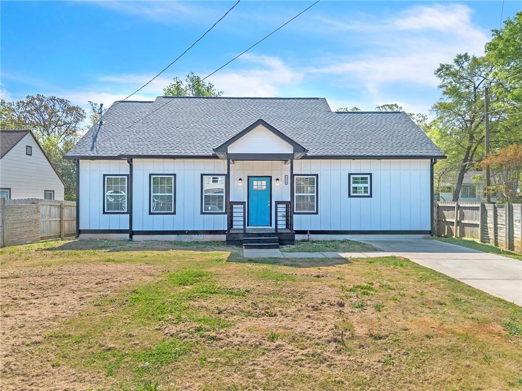 1136 Oak Knoll Ter., Atlanta, GA 30315